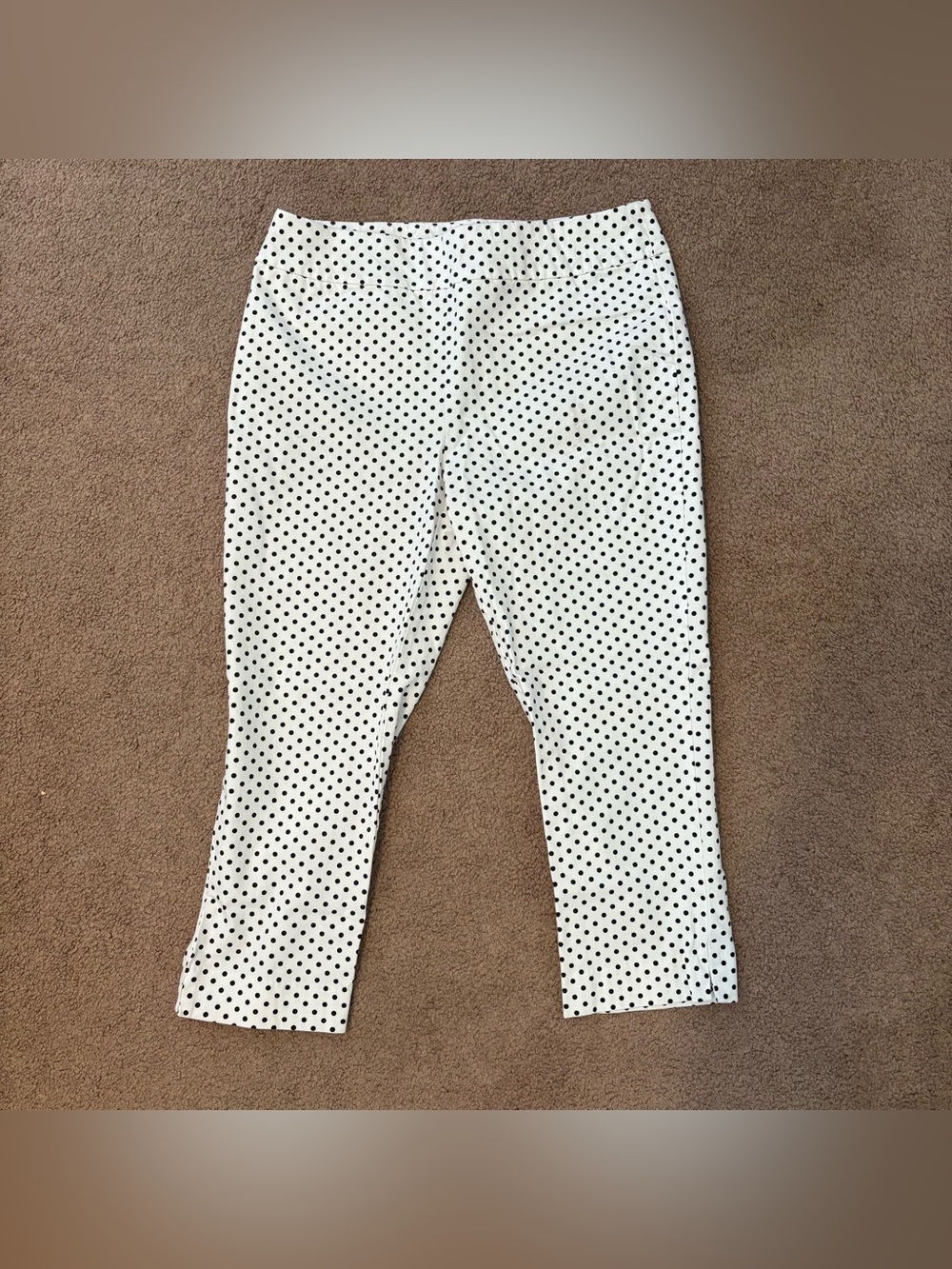 Women’s White Polka Dot Stretch Ankle length Pants